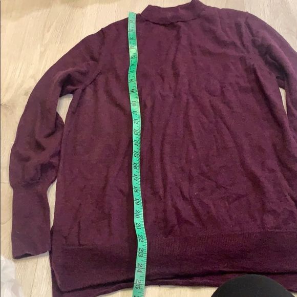 Badgley Mischka 100% Merino Wool Eggplant Sweater - Picture 7 of 8